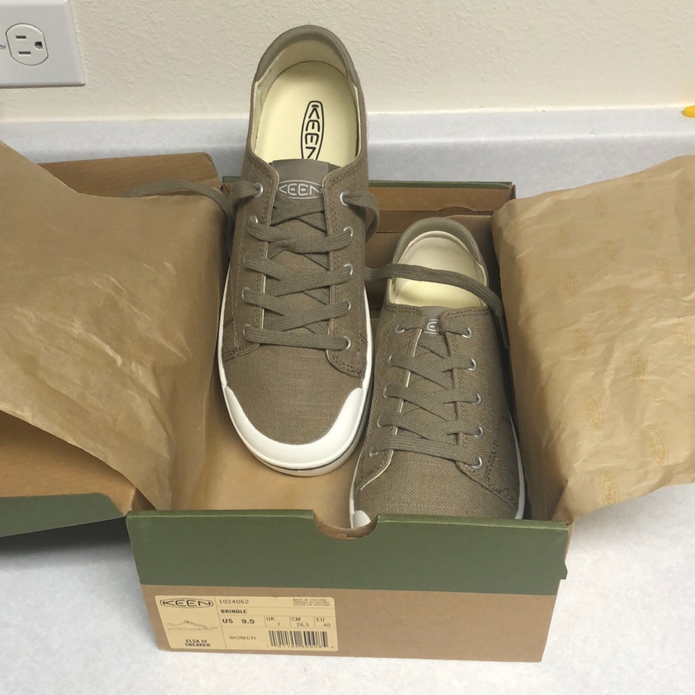 Cute keen shoes! Brand new!
